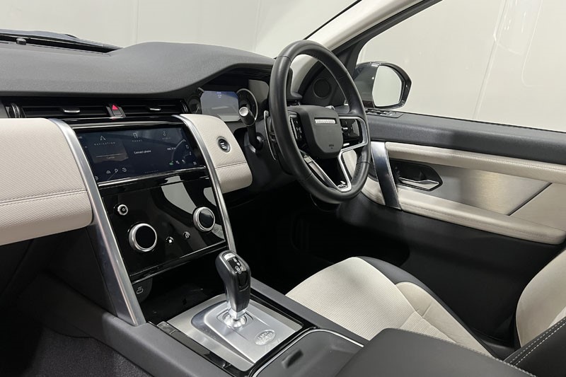 2022 (22) LAND ROVER DISCOVERY SPORT 2.0 D200 Urban Edition 5dr Auto [5 Seat] 5372527