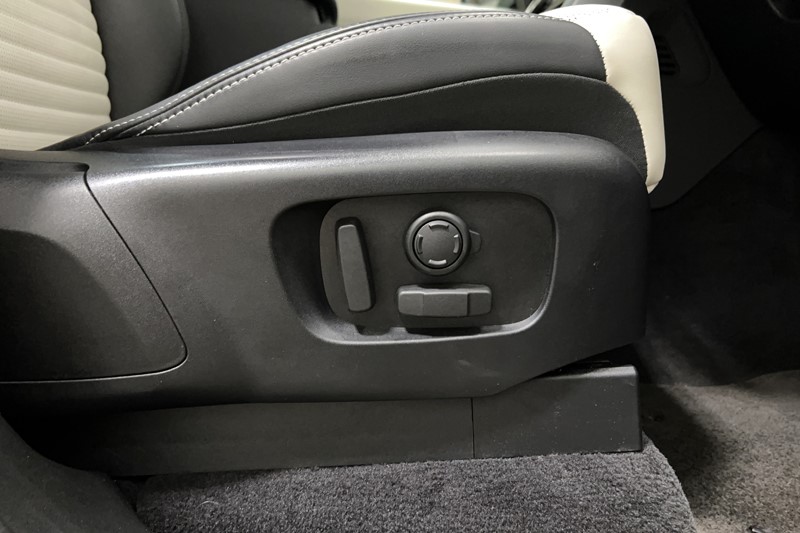 2024 (74) LAND ROVER DISCOVERY 3.0 D350 Dynamic HSE 5dr Auto 5339752