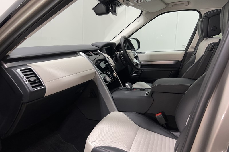 2024 (74) LAND ROVER DISCOVERY 3.0 D350 Dynamic HSE 5dr Auto 5339771