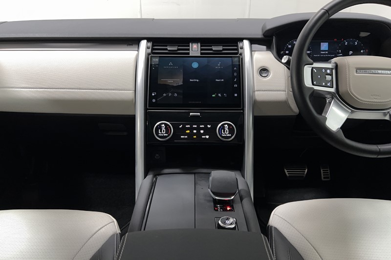 2024 (74) LAND ROVER DISCOVERY 3.0 D350 Dynamic HSE 5dr Auto 5339744