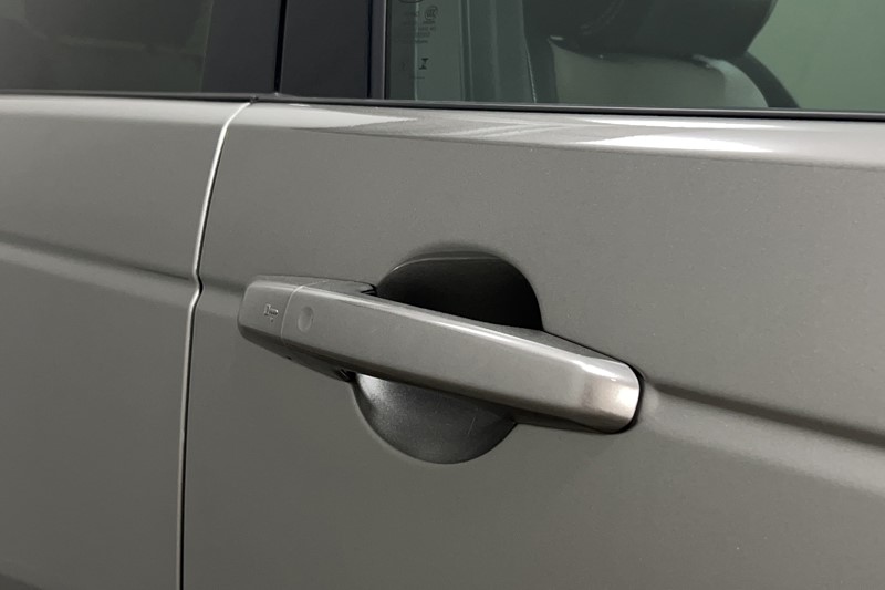 2024 (74) LAND ROVER DISCOVERY SPORT 2.0 D200 Dynamic HSE 5dr Auto [7 Seat] 5339151