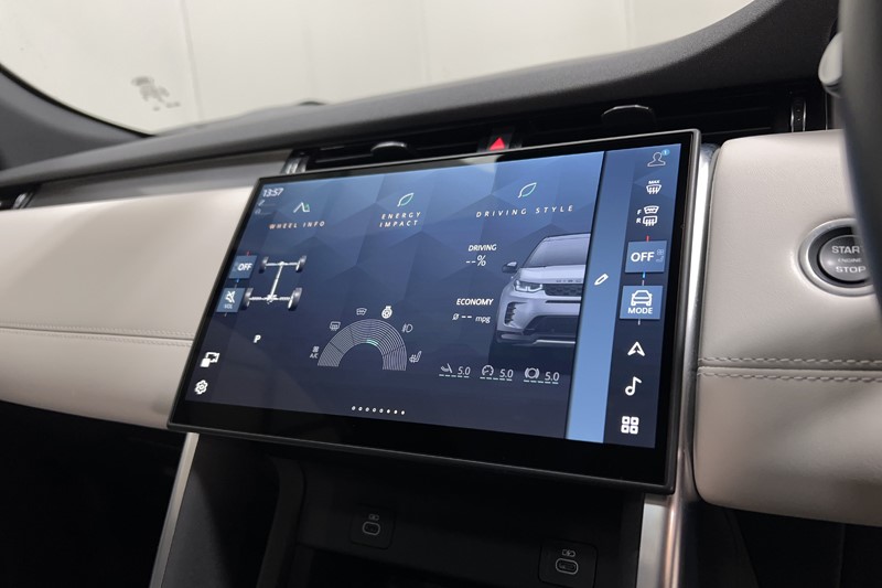 2024 (74) LAND ROVER DISCOVERY SPORT 2.0 D200 Dynamic HSE 5dr Auto [7 Seat] 5339124