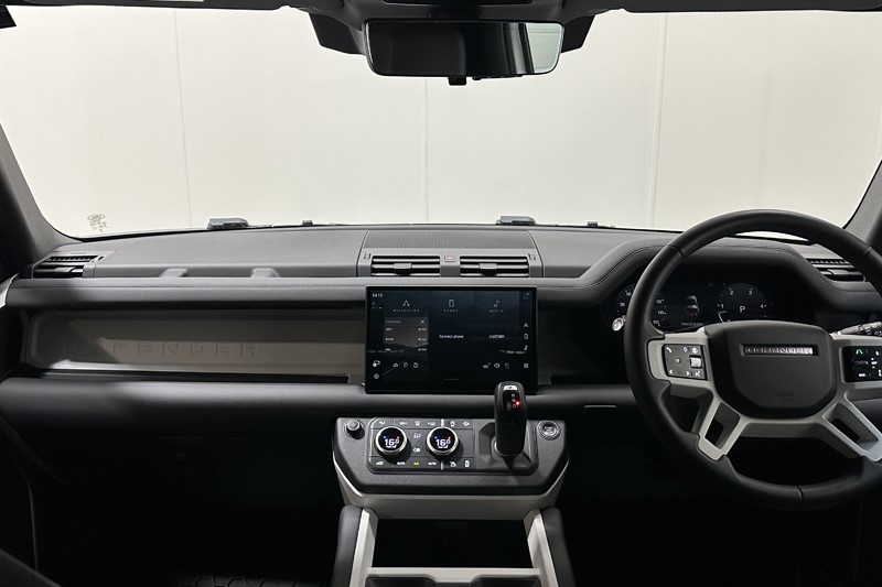 2024 (74) LAND ROVER COMMERCIAL DEFENDER 3.0 D250 Hard Top S Auto 5331821
