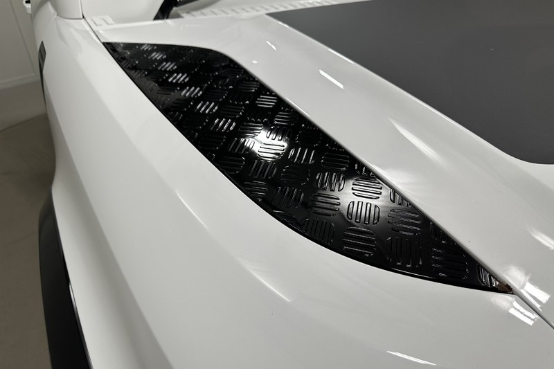 2024 (74) LAND ROVER COMMERCIAL DEFENDER 3.0 D250 Hard Top S Auto 5331862