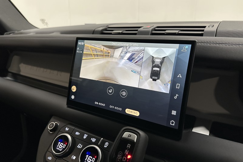 2024 (74) LAND ROVER COMMERCIAL DEFENDER 3.0 D250 Hard Top S Auto 5331841