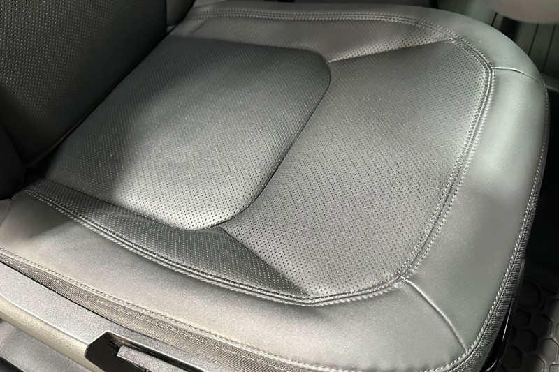 2024 (74) LAND ROVER COMMERCIAL DEFENDER 3.0 D250 Hard Top S Auto 5331827