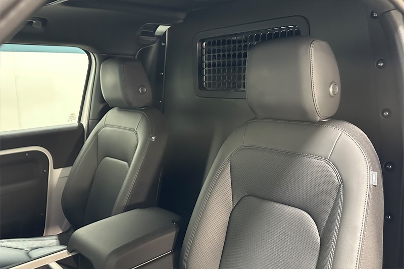 2024 (74) LAND ROVER COMMERCIAL DEFENDER 3.0 D250 Hard Top S Auto 5331815