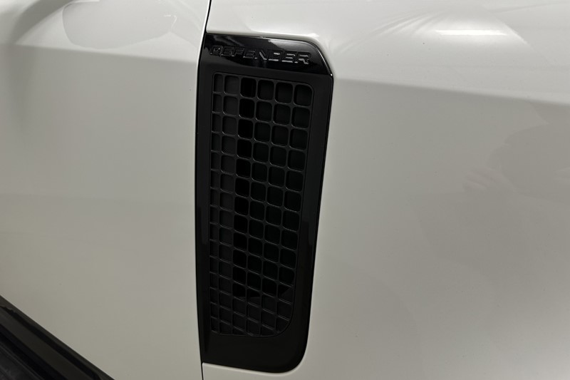 2024 (74) LAND ROVER COMMERCIAL DEFENDER 3.0 D250 Hard Top S Auto 5331861