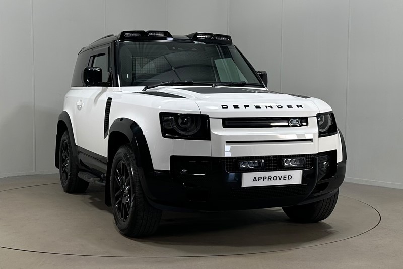 2024 (74) LAND ROVER COMMERCIAL DEFENDER 3.0 D250 Hard Top S Auto