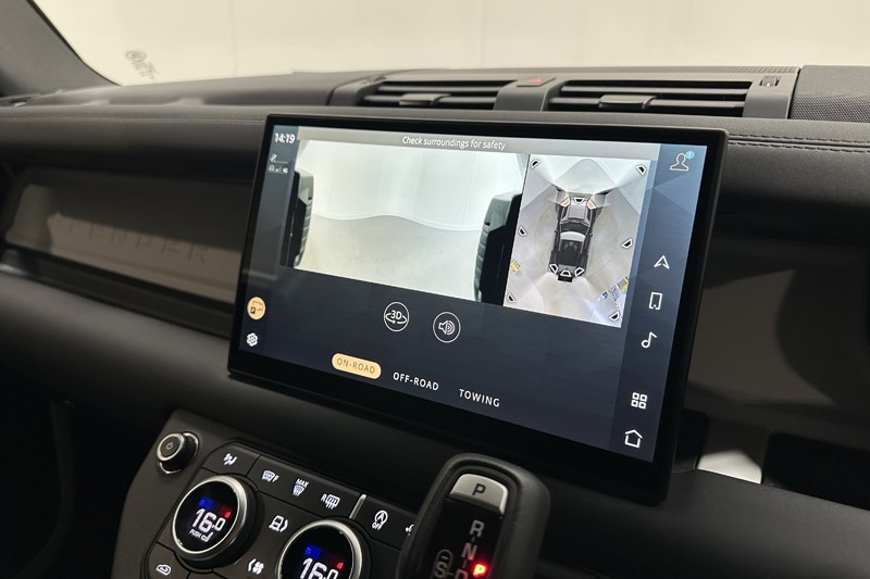 2024 (74) LAND ROVER COMMERCIAL DEFENDER 3.0 D250 Hard Top S Auto 5331839