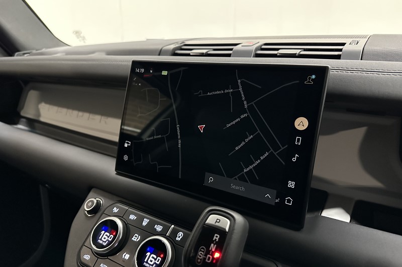 2024 (74) LAND ROVER COMMERCIAL DEFENDER 3.0 D250 Hard Top S Auto 5331842