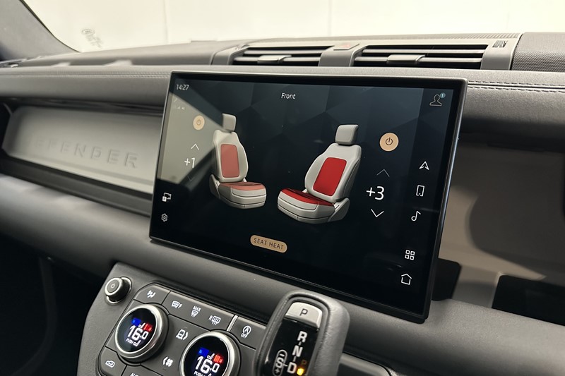 2024 (74) LAND ROVER COMMERCIAL DEFENDER 3.0 D250 Hard Top S Auto 5331866