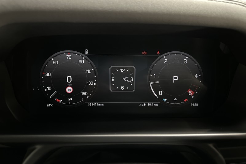 2024 (74) LAND ROVER COMMERCIAL DEFENDER 3.0 D250 Hard Top S Auto 5331832