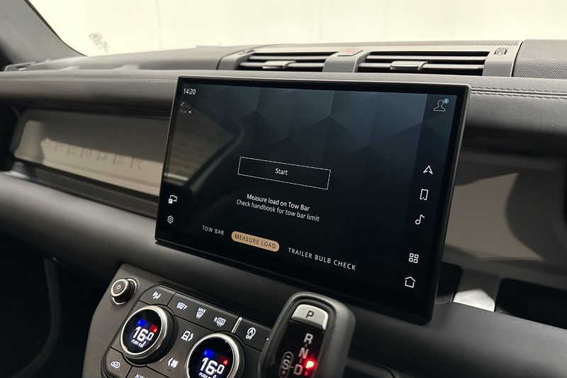 2024 (74) LAND ROVER COMMERCIAL DEFENDER 3.0 D250 Hard Top S Auto 5331846