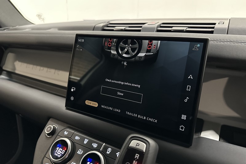 2024 (74) LAND ROVER COMMERCIAL DEFENDER 3.0 D250 Hard Top S Auto 5331845