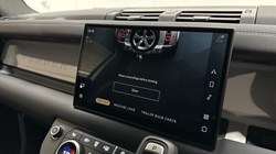 2024 (74) LAND ROVER COMMERCIAL DEFENDER 3.0 D250 Hard Top S Auto 5331845