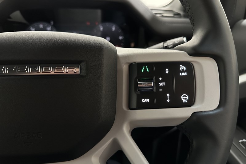 2024 (74) LAND ROVER COMMERCIAL DEFENDER 3.0 D250 Hard Top S Auto 5331830