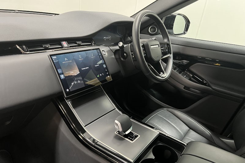 2024 (24) LAND ROVER RANGE ROVER EVOQUE 2.0 D200 Dynamic HSE 5dr Auto 5318064