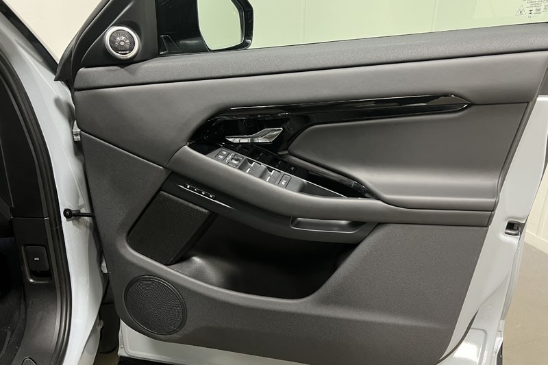 2024 (24) LAND ROVER RANGE ROVER EVOQUE 2.0 D200 Dynamic HSE 5dr Auto 5318041