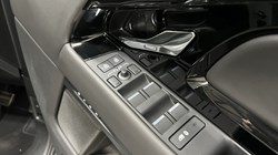 2024 (24) LAND ROVER RANGE ROVER EVOQUE 2.0 D200 Dynamic HSE 5dr Auto 5318042