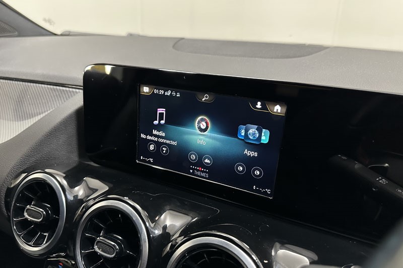 2021 (21) MERCEDES-BENZ GLA 200d AMG Line 5dr Auto 5334492