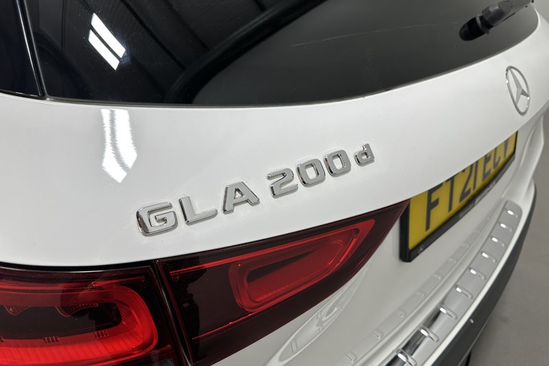 2021 (21) MERCEDES-BENZ GLA 200d AMG Line 5dr Auto 5334507