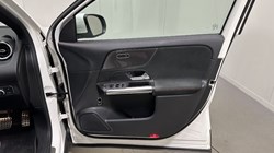 2021 (21) MERCEDES-BENZ GLA 200d AMG Line 5dr Auto 5334477