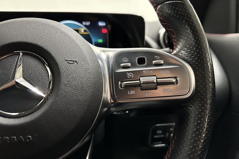 2021 (21) MERCEDES-BENZ GLA 200d AMG Line 5dr Auto 5334485