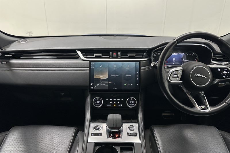 2023 (72) JAGUAR F-PACE 2.0 D200 R-Dynamic SE Black 5dr Auto AWD 5377994