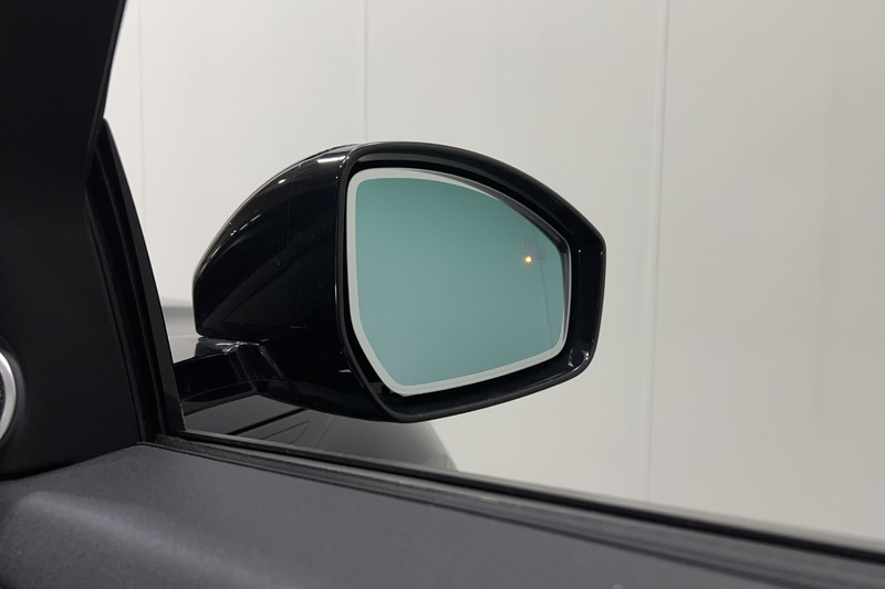 2023 (23) LAND ROVER RANGE ROVER EVOQUE 2.0 D200 R-Dynamic SE 5dr Auto 5325119