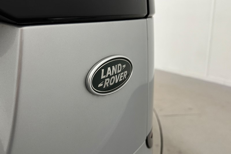 2022 (22) LAND ROVER RANGE ROVER VELAR 2.0 D200 R-Dynamic SE 5dr Auto 5364052