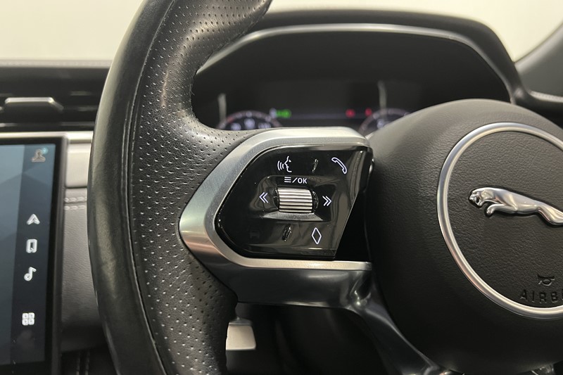 2021 (21) JAGUAR F-PACE 2.0 D200 R-Dynamic S 5dr Auto AWD 5384940