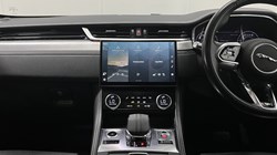 2021 (21) JAGUAR F-PACE 2.0 D200 R-Dynamic S 5dr Auto AWD 5384931