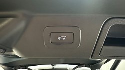 2023 (23) LAND ROVER RANGE ROVER VELAR 2.0 P250 R-Dynamic S 5dr Auto 5351112