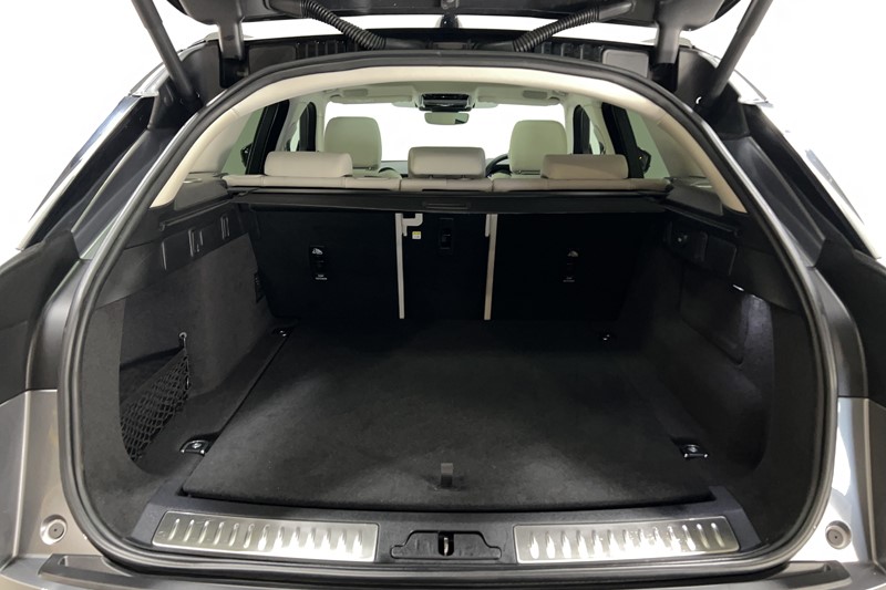 2022 (22) LAND ROVER RANGE ROVER VELAR 2.0 D200 Edition 5dr Auto 5340411