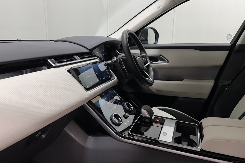 2022 (22) LAND ROVER RANGE ROVER VELAR 2.0 D200 Edition 5dr Auto 5340404