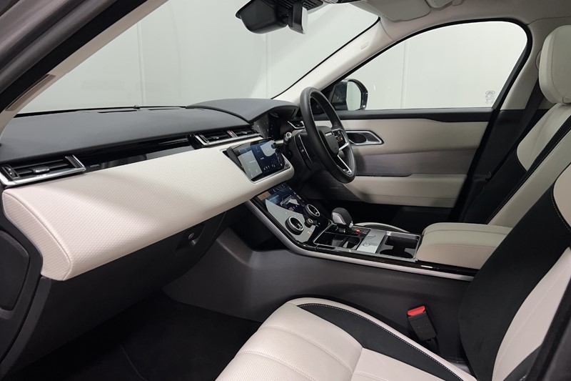 2022 (22) LAND ROVER RANGE ROVER VELAR 2.0 D200 Edition 5dr Auto 5340403