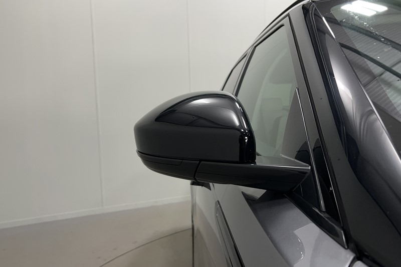 2022 (22) LAND ROVER RANGE ROVER VELAR 2.0 D200 Edition 5dr Auto 5340420