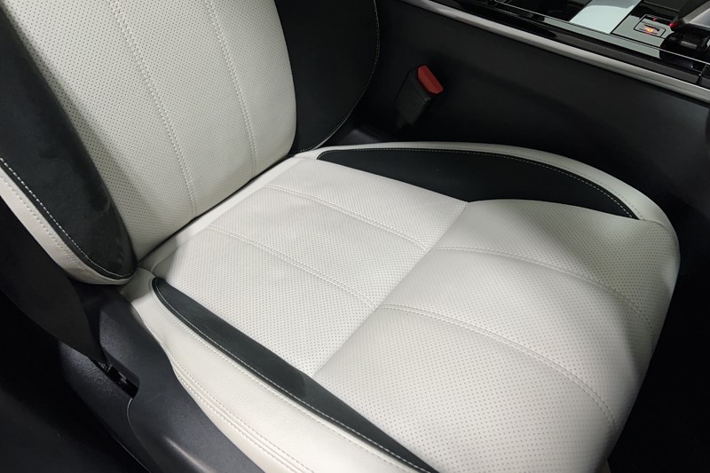 2022 (22) LAND ROVER RANGE ROVER VELAR 2.0 D200 Edition 5dr Auto 5340385