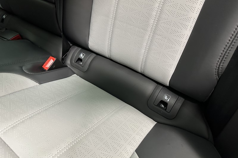 2023 (23) LAND ROVER RANGE ROVER EVOQUE 1.5 P300e R-Dynamic HSE 5dr Auto 5334638