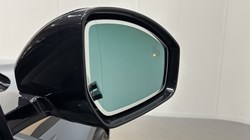 2023 (23) LAND ROVER RANGE ROVER EVOQUE 1.5 P300e R-Dynamic HSE 5dr Auto 5334619