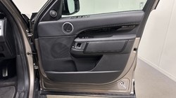 2023 (23) LAND ROVER DISCOVERY 3.0 D300 R-Dynamic HSE 5dr Auto 5351716