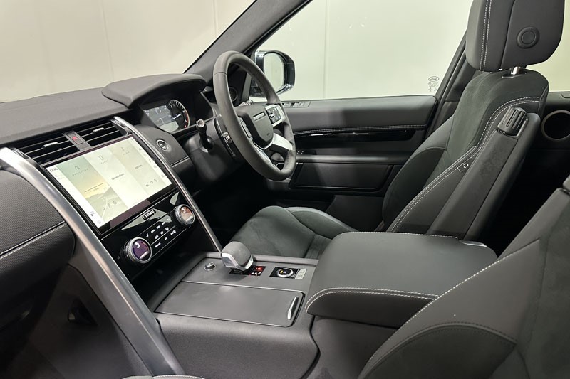2023 (23) LAND ROVER DISCOVERY 3.0 D300 R-Dynamic HSE 5dr Auto 5351746