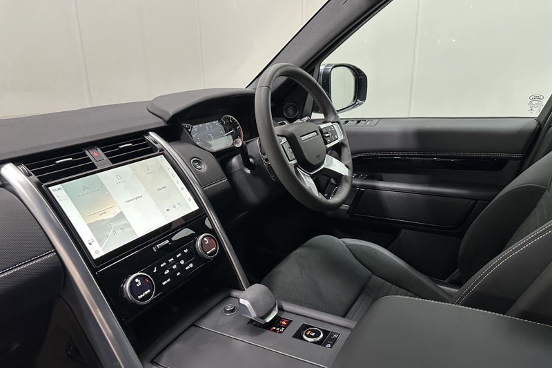 2023 (23) LAND ROVER DISCOVERY 3.0 D300 R-Dynamic HSE 5dr Auto 5351747