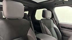 2023 (23) LAND ROVER DISCOVERY 3.0 D300 R-Dynamic HSE 5dr Auto 5351723