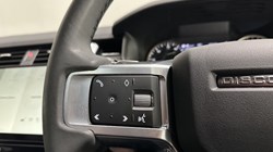 2023 (23) LAND ROVER DISCOVERY 3.0 D300 R-Dynamic HSE 5dr Auto 5351728