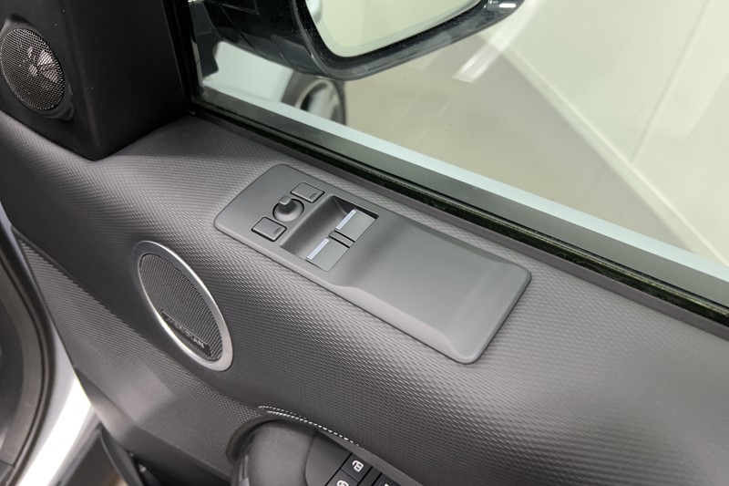 2024 (24) LAND ROVER COMMERCIAL DISCOVERY 3.0 D300 Dynamic HSE Commercial Auto 5400638