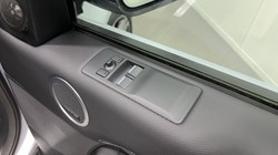 2024 (24) LAND ROVER COMMERCIAL DISCOVERY 3.0 D300 Dynamic HSE Commercial Auto 5400638