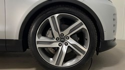 2024 (24) LAND ROVER COMMERCIAL DISCOVERY 3.0 D300 Dynamic HSE Commercial Auto 5400623
