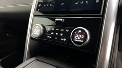 2024 (24) LAND ROVER COMMERCIAL DISCOVERY 3.0 D300 Dynamic HSE Commercial Auto 5400649